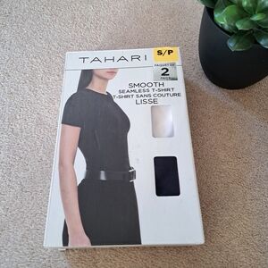 Tahari Smooth Tees 2 Pack White Black Cotton Short Sleeve Womens Size Small